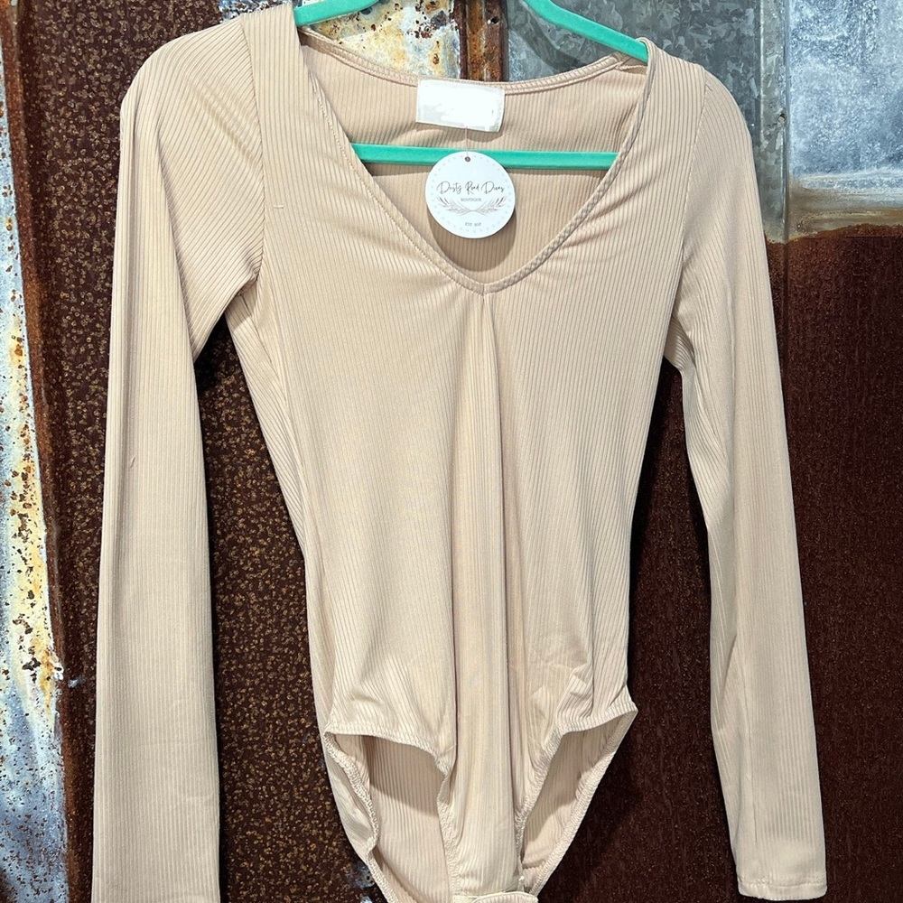 Tan Ribbed Bodysuit - Picture 3 of 3